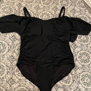 Old Navy Plus Size One Piece Black Swimsuit 3X